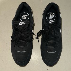 Nike Venture Runner Men’s